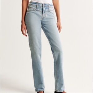 Abercrombie & Fitch The 90s Straight Mid Rise Light Wash Jeans Size 28